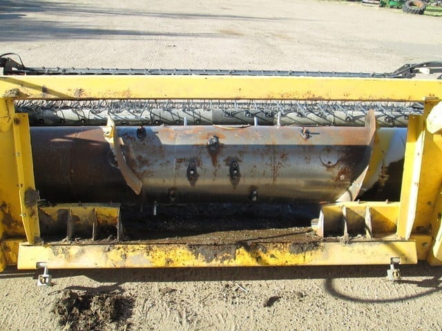 PMH-Y HEADER W/14FT SWATHMASTER PICK-UP